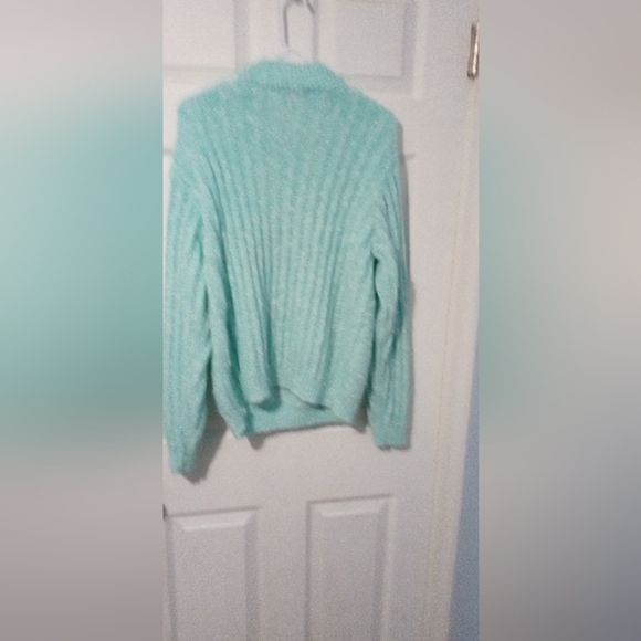 Vintage Northern Isles size XL.  80's style mock turtle kneck - Picture 3 of 3